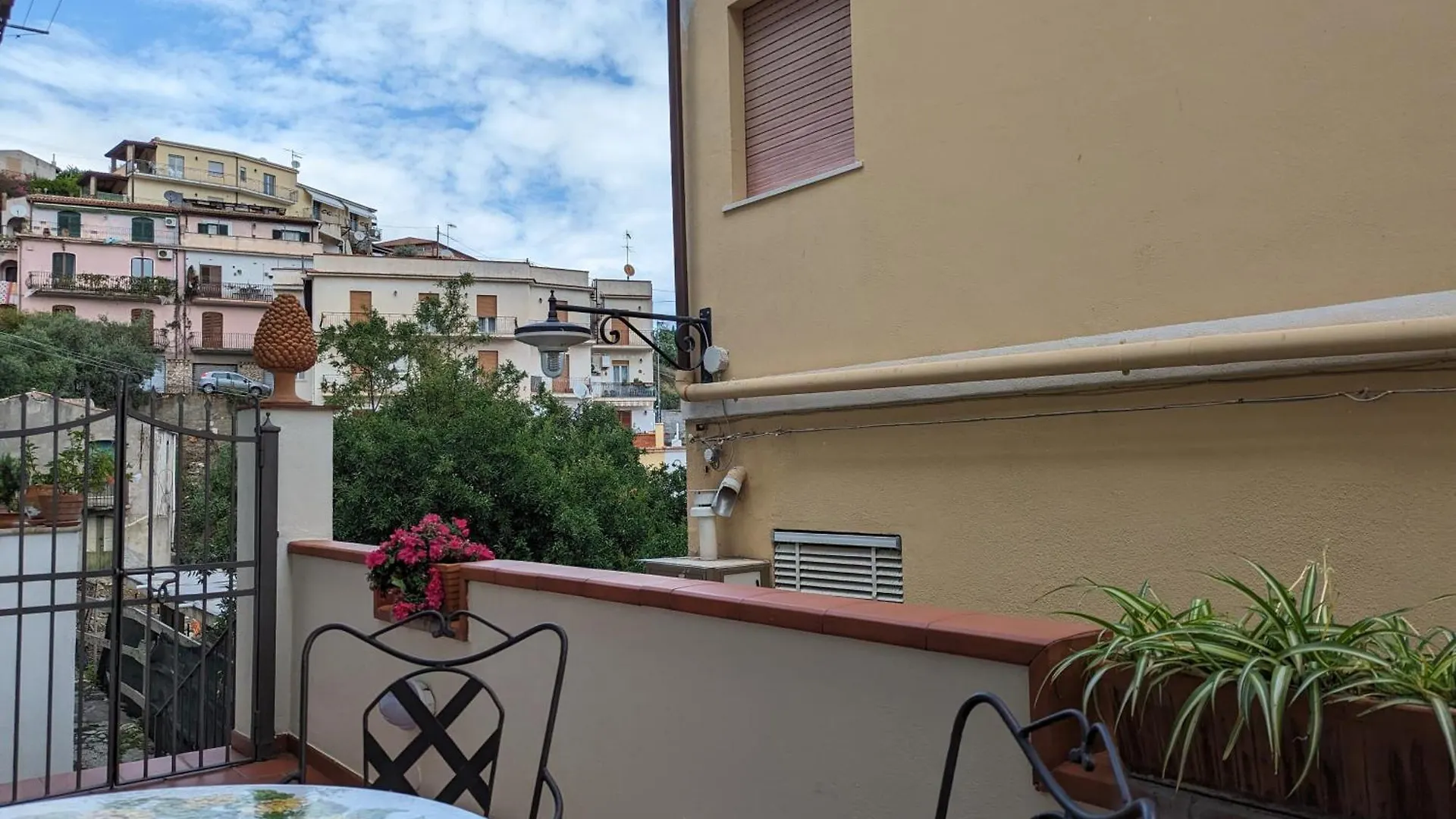 Antonino Apartment タオルミーナ