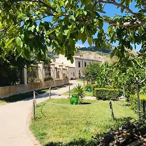 Alloggio per agriturismo La Degli Amici, Santa Teresa Di Riva